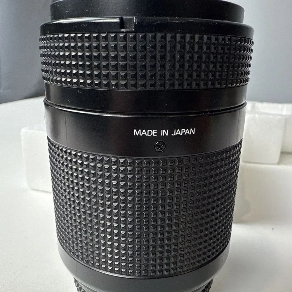 Nikon Zoom AF Nikkor 70-210mm f/4 – f/5.6 Macro Zoom W/box And Papers